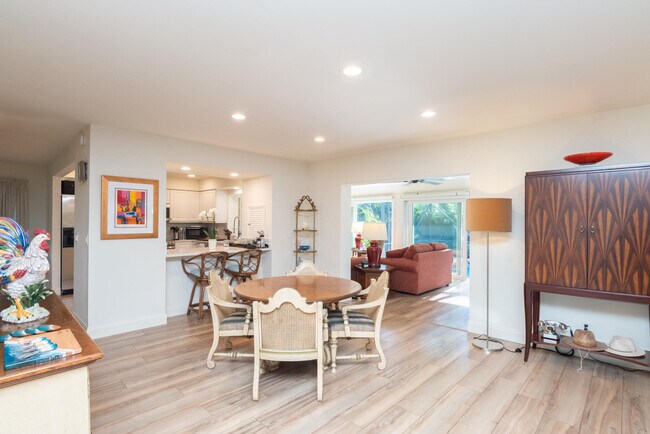 Building Photo - 3372 SE Court Dr