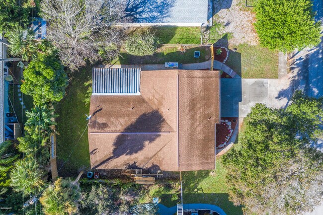 Building Photo - 136 Valencia Dr