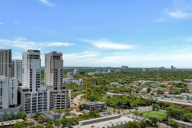 Building Photo - 185 SW 7th St