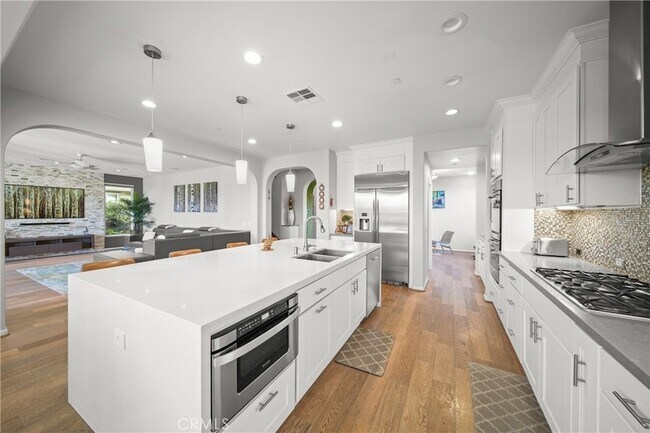 Building Photo - 11662 N Ricasoli Way
