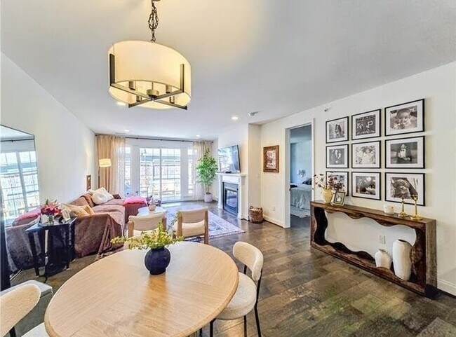 Building Photo - 515 Rodney Ln