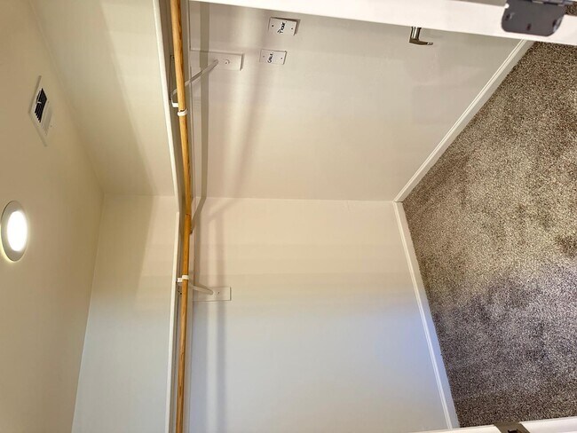 Building Photo - 1920 E Bell Rd