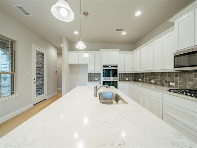 Building Photo - 7613 Regal Ln