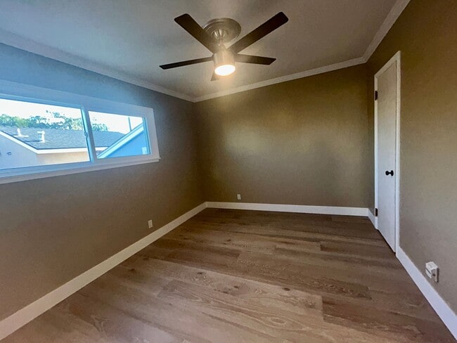 Building Photo - Newly Renovated 3 bed/1 bath House for Rent