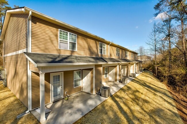 Building Photo - 428 E Norton Rd