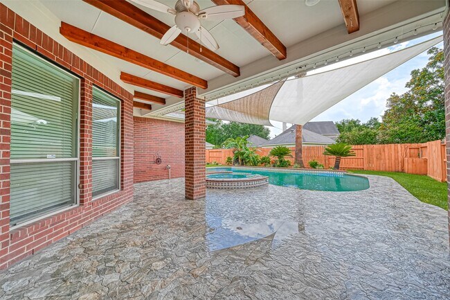Building Photo - 22011 Windmill Bluff Ln