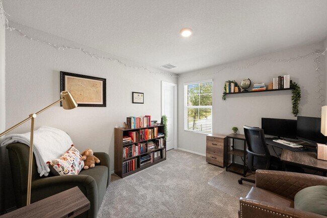 Building Photo - 15108 Siberian Elm Ln