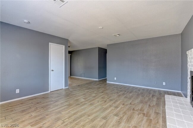 Building Photo - 5708 W Pine Cone Pl