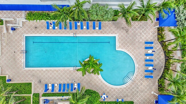 Building Photo - 6001 N Ocean Dr