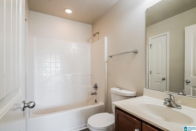 Building Photo - 6436 Cheshire Cove Dr