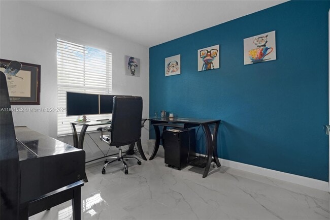 Building Photo - 12905 SW 31st Ct