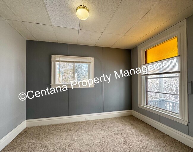 Building Photo - 816 Caledonia St