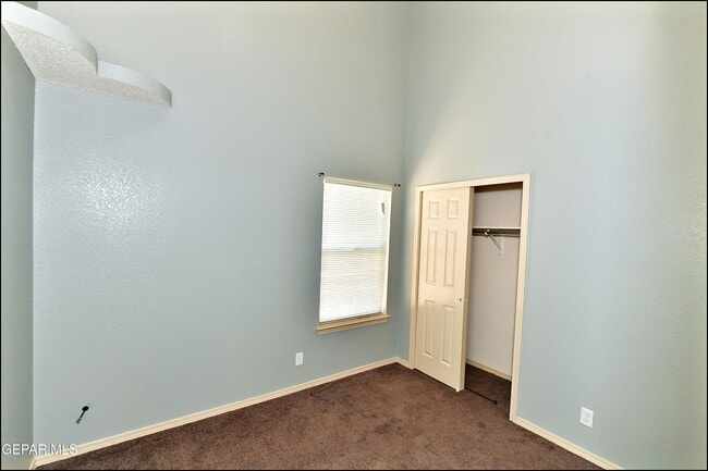 Building Photo - 804 Margarita St