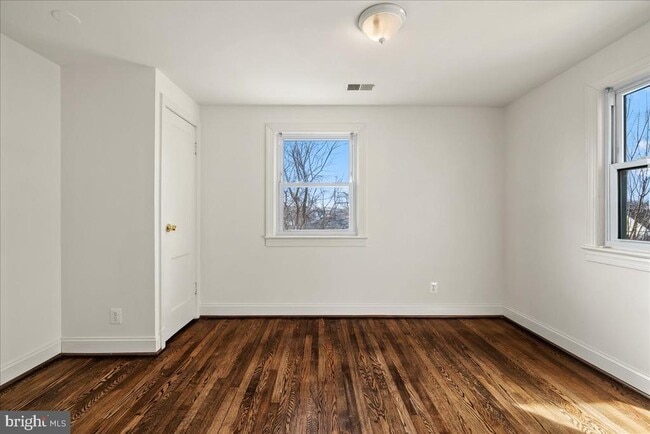 Building Photo - 6416 Blair Rd NW