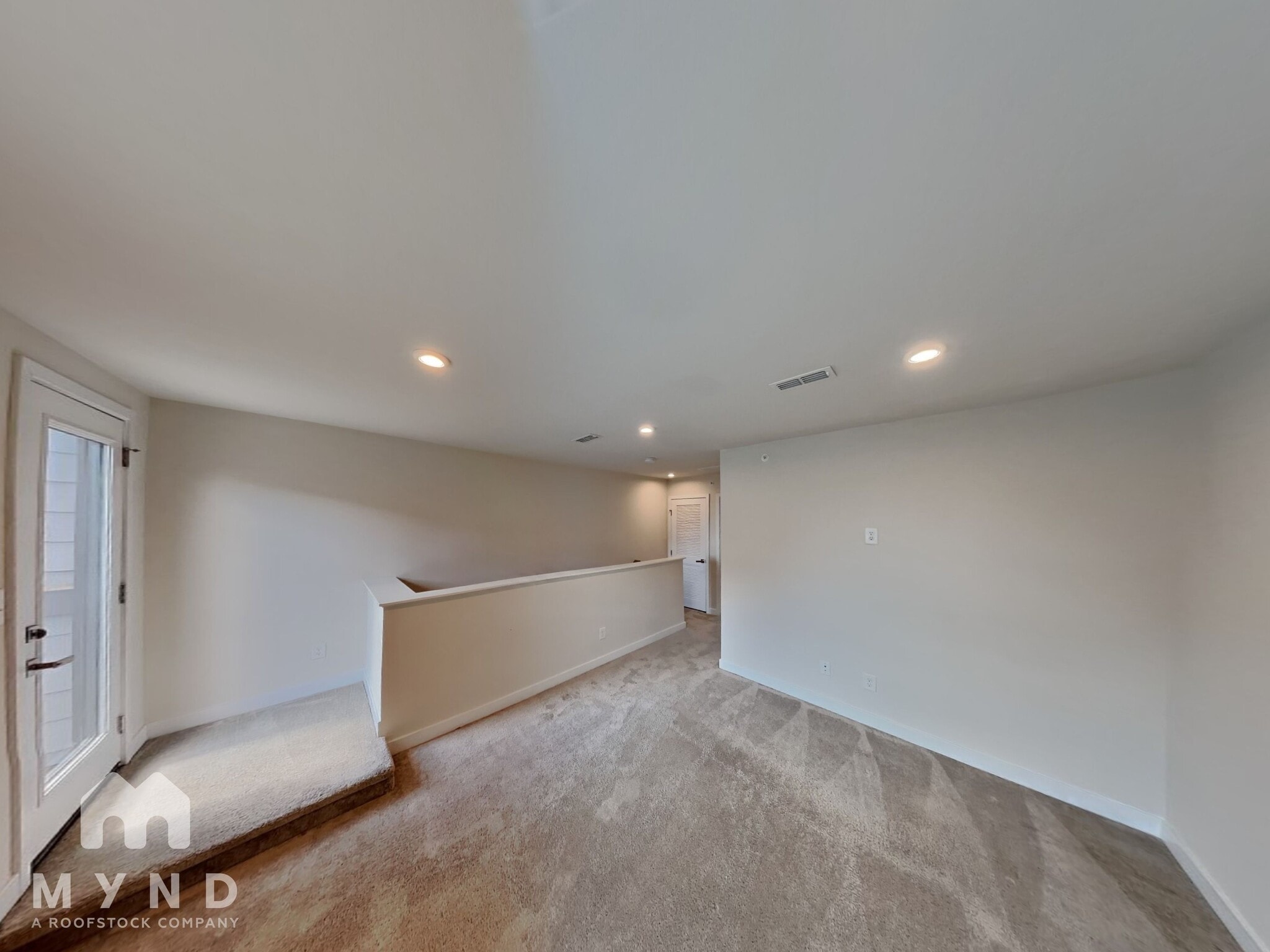 Building Photo - 432 W Tremont Ave