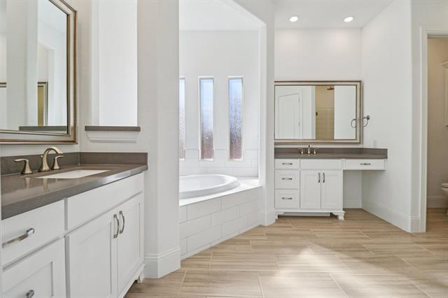 Building Photo - 901 Bluebonnet Dr