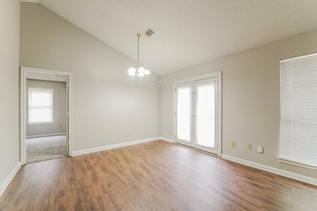 Building Photo - 1464 Cain Ct