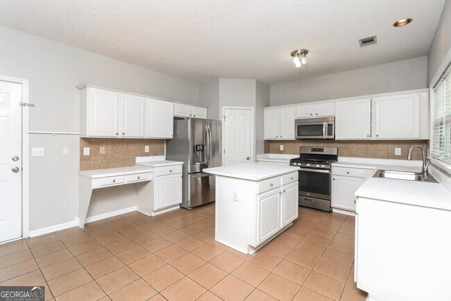 Building Photo - 3038 Donamire Ct NW