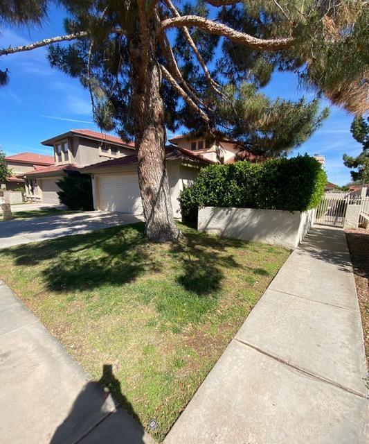 Building Photo - 721 N Mallard St