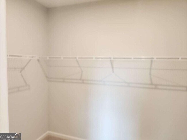 Building Photo - 821 York Aly