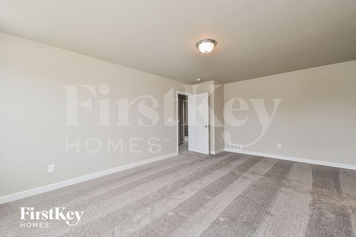Building Photo - 10117 Luneth Dr