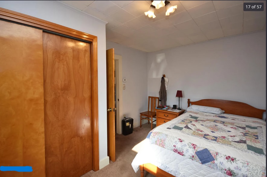 Building Photo - 319 Fenn St