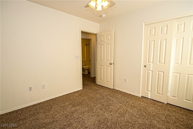 Building Photo - 2565 N Madre Grande St