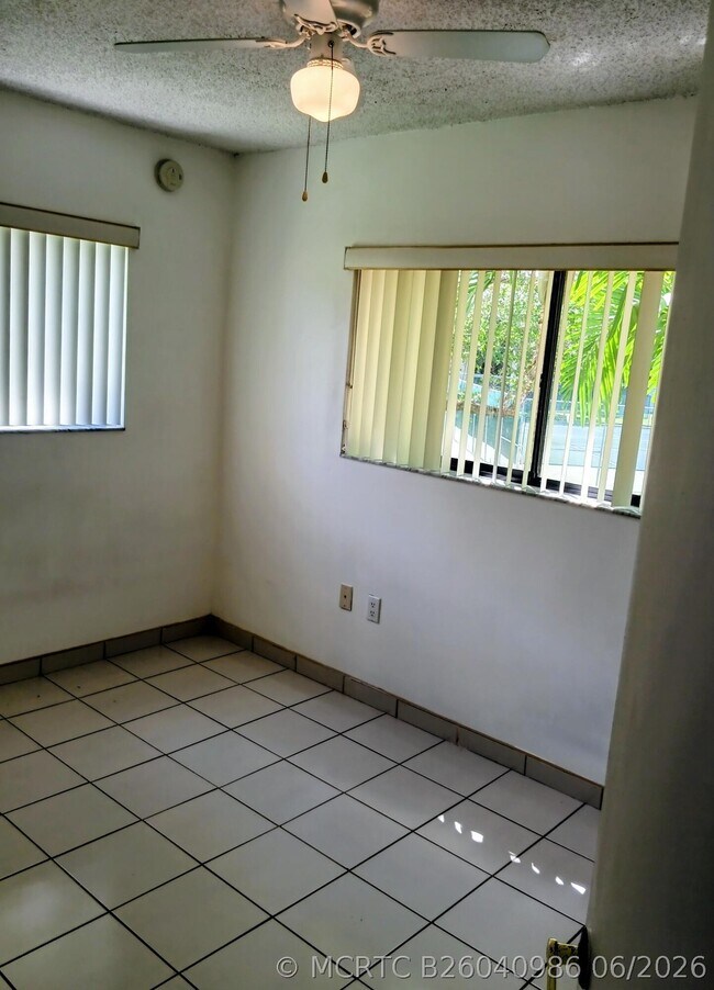 Building Photo - 8015 SW 107th Ave