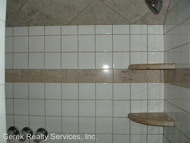 Building Photo - 1 br, 1.5 bath House - 1411 Ivywood Road