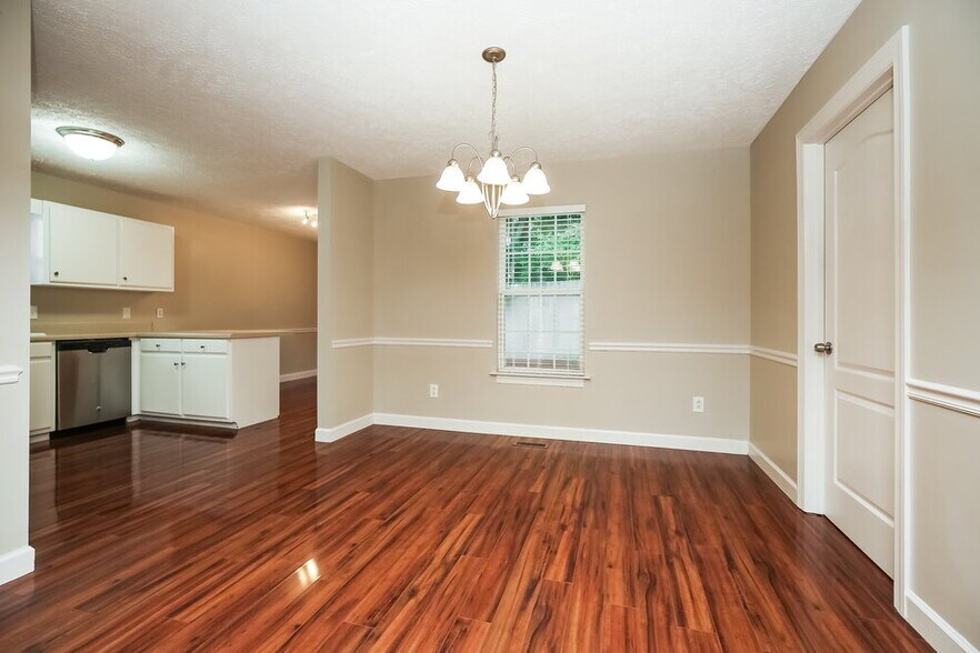 Building Photo - 1773 N Cove