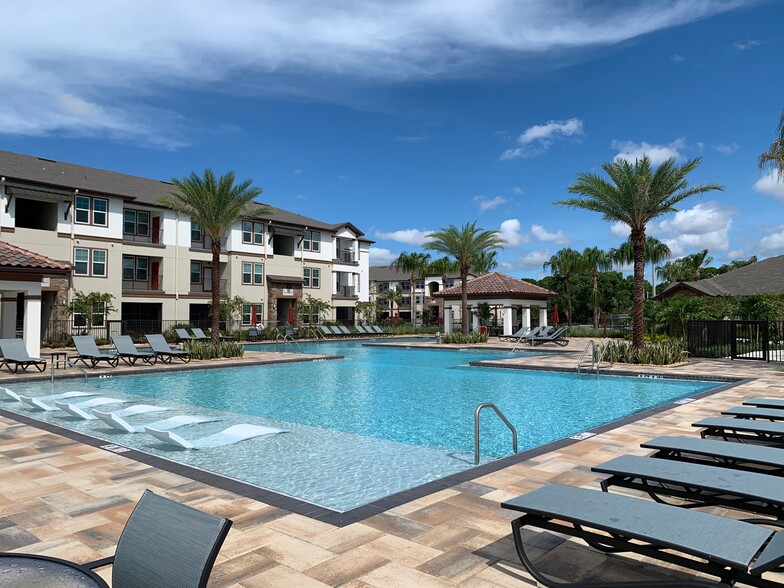 Resort Style Pool - Glades at Gulf View