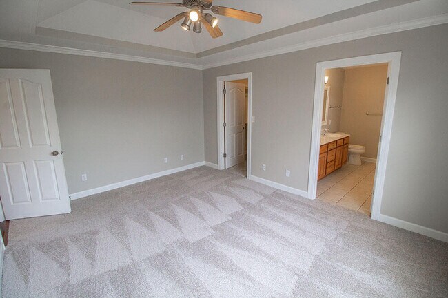 Building Photo - 7106 Stanwood Dr