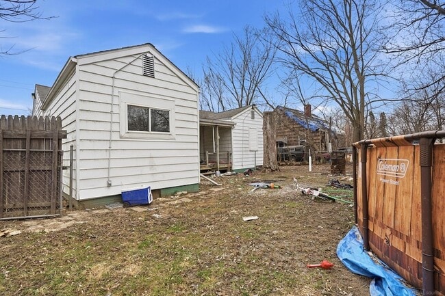 Building Photo - 925 Leland St