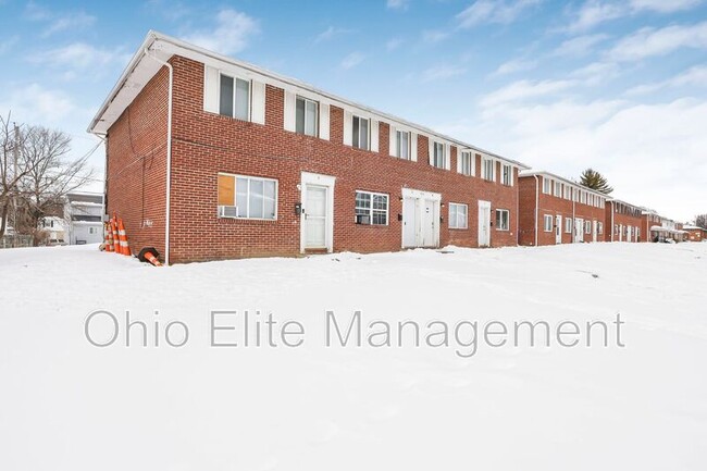 Building Photo - 429 Barnett Rd