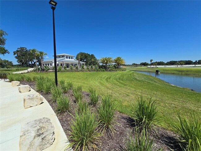Building Photo - 2309 Citrus Bloom Dr