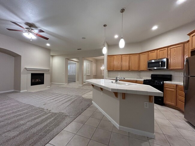 Building Photo - Senior Community for those 55+ Large 2 bed...