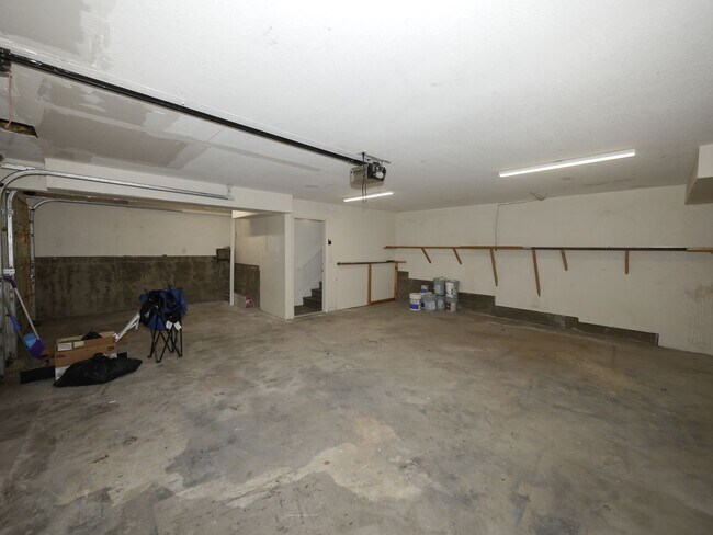 Building Photo - 2503 Hogan Ct