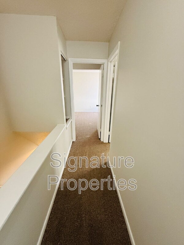 Building Photo - 1006 Coastaway Dr