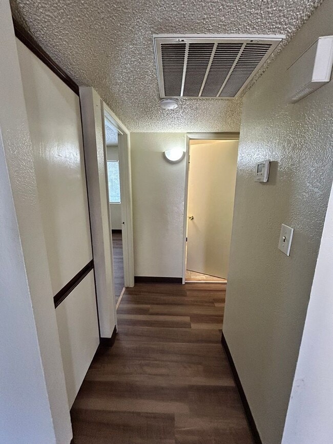 Interior Photo - 038- 3313 CHESTER LN