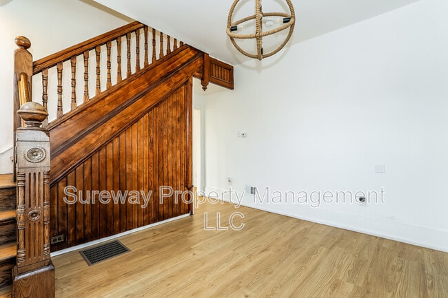 Building Photo - 228 Greenwich Ave