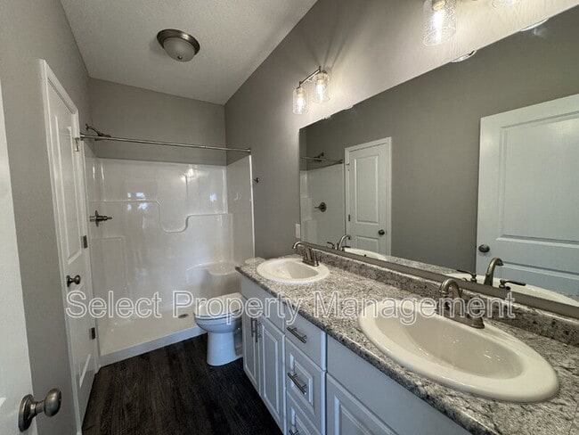 Building Photo - 8783 Elmont Cv