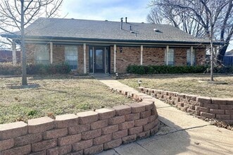 Building Photo - 3342 Brook Glen Dr