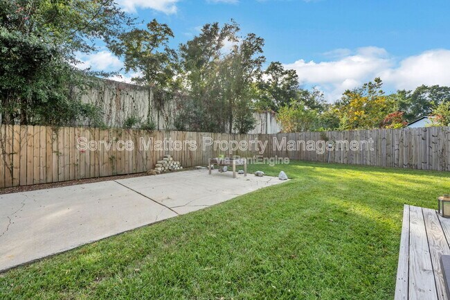 Building Photo - 7575 Tippin Ave