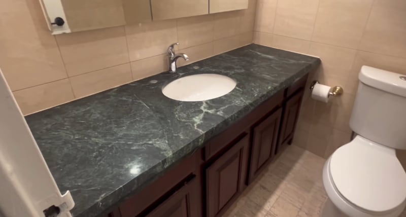 Building Photo - 57 E Chestnut St