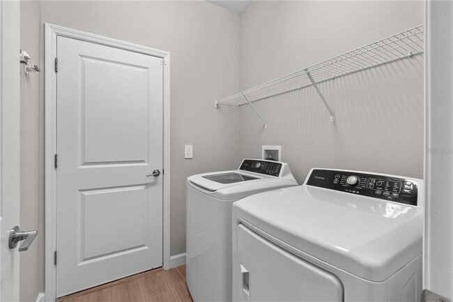 Building Photo - 15719 Islandwalk Ave