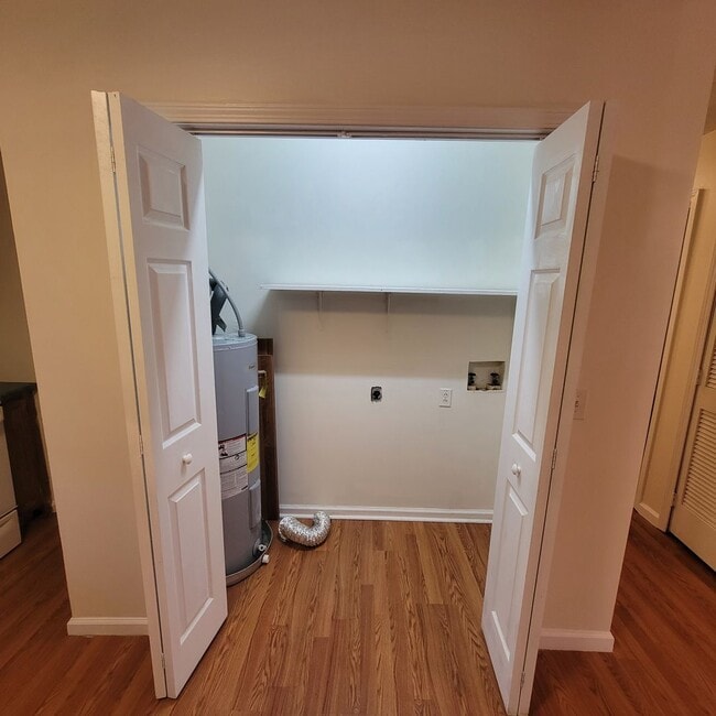 Building Photo - Stout Street