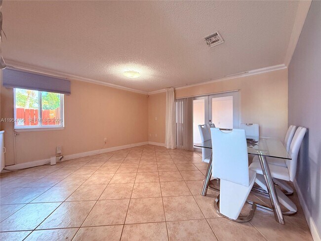 Building Photo - 14832 SW 91st Terrace