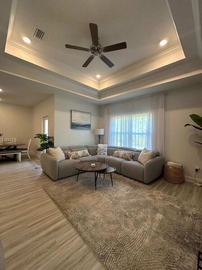 Building Photo - 7 Nest Ln