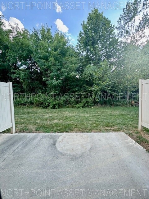 Building Photo - 50% OFF 1st Month's Rent!