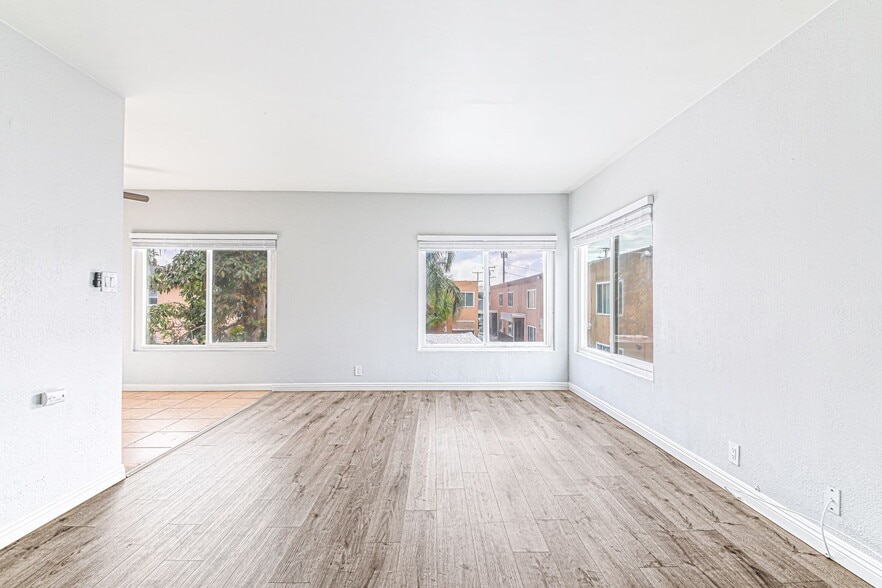 Building Photo - 731-745 Orange Avenue